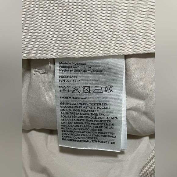 H&M Beige Plaid Trousers Straight Slim Leg Pants 28 inch inseam officewear - Picture 9 of 10